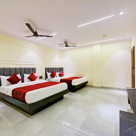Hotel Surya Plaza Νέο Δελχί Εξωτερικό φωτογραφία