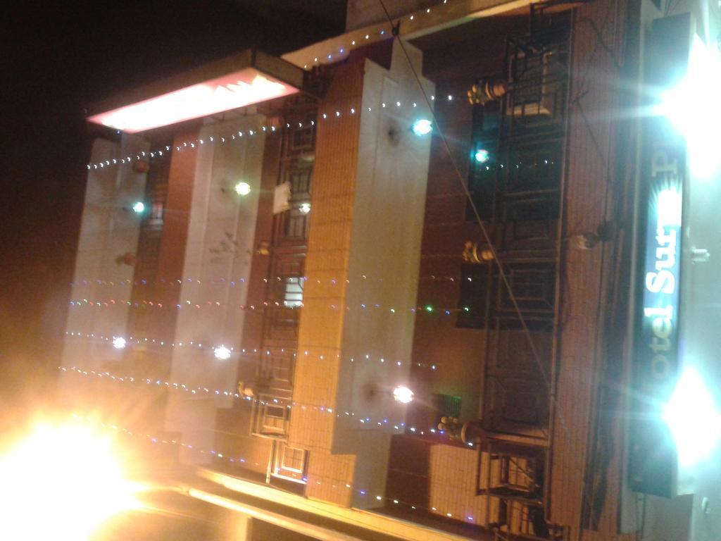 Hotel Surya Plaza Νέο Δελχί Εξωτερικό φωτογραφία