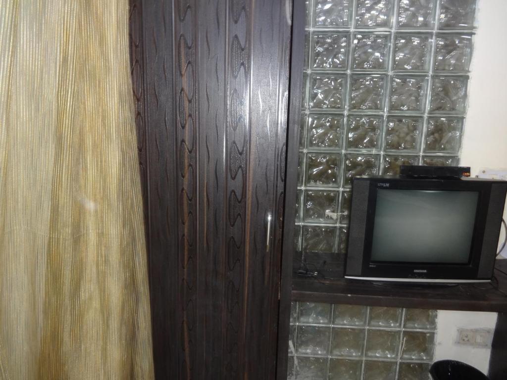 Hotel Surya Plaza Νέο Δελχί Εξωτερικό φωτογραφία